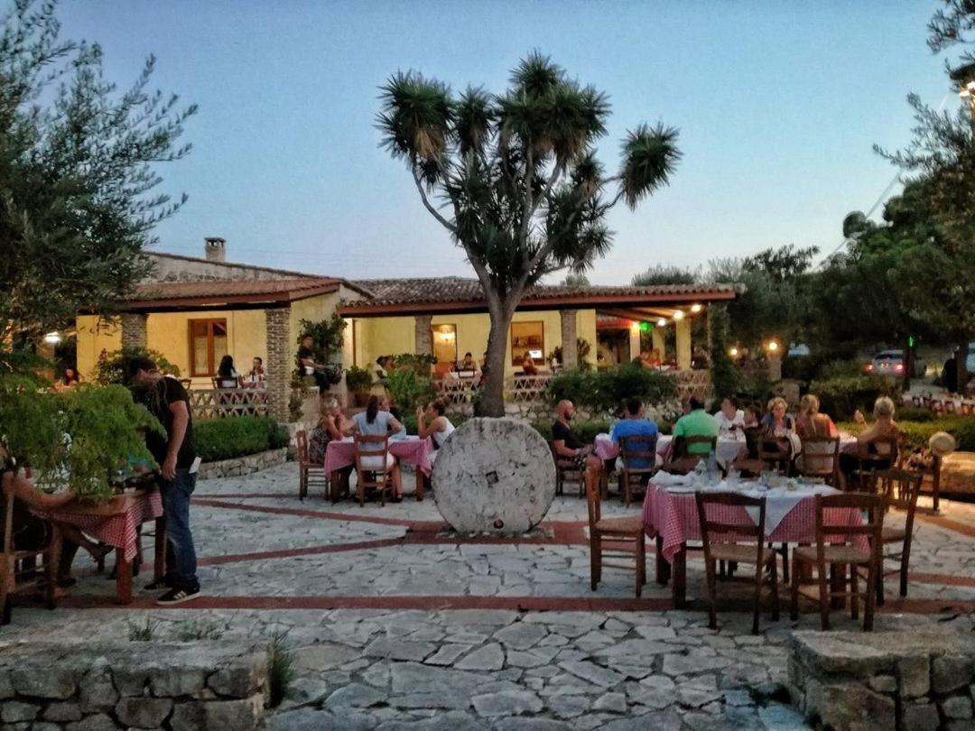 Aeolos Zante Villas With Heated Pool วาซิลิคอส ภายนอก รูปภาพ